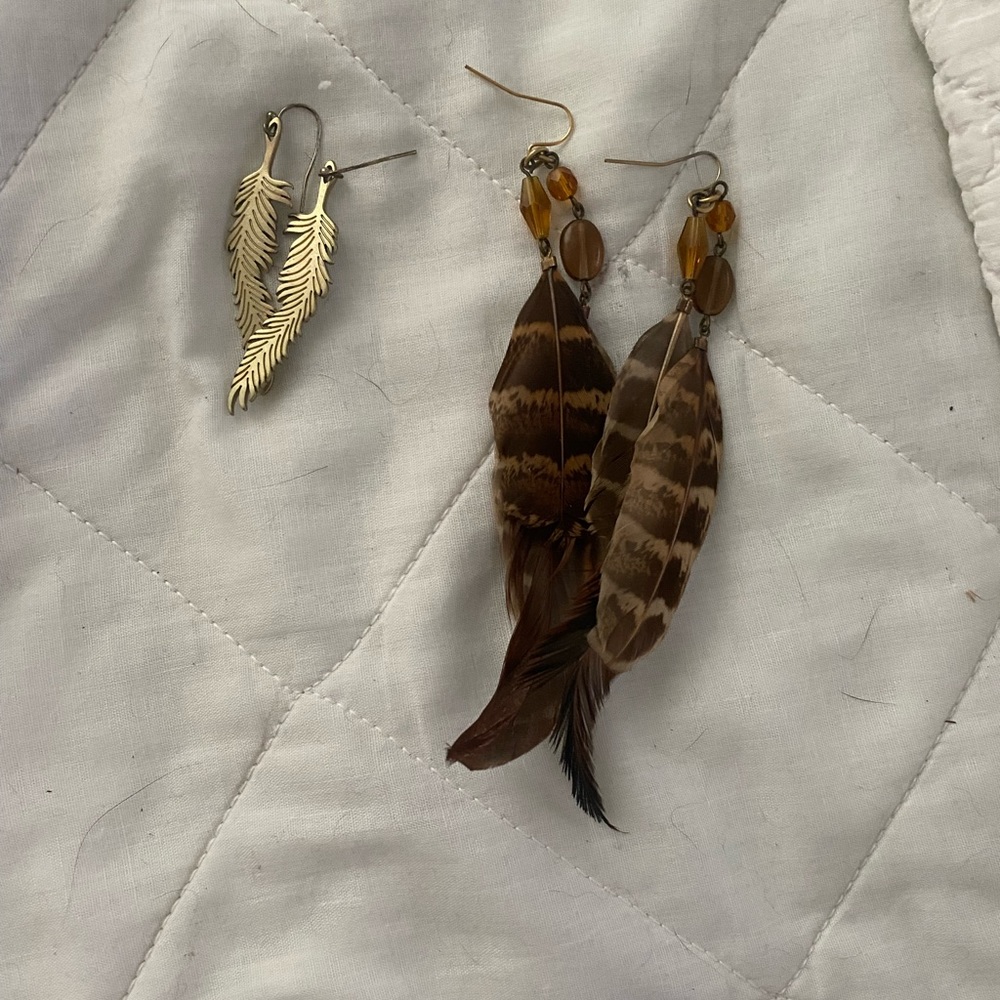 feather earrings set